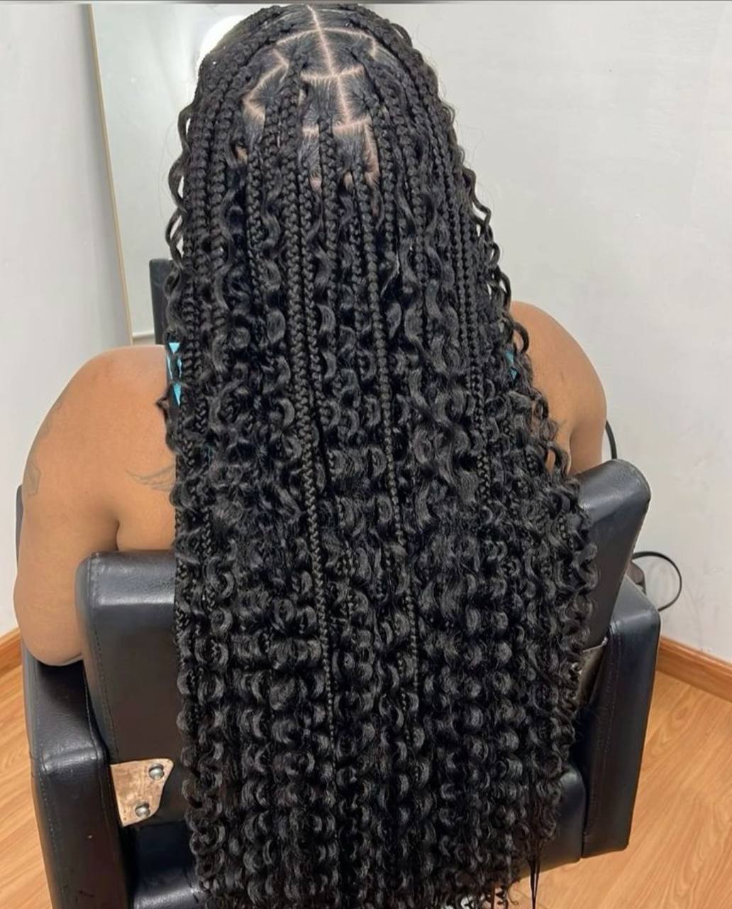 Julie Coiffure - boho-crochet - cliquer pour voir toutes les photos